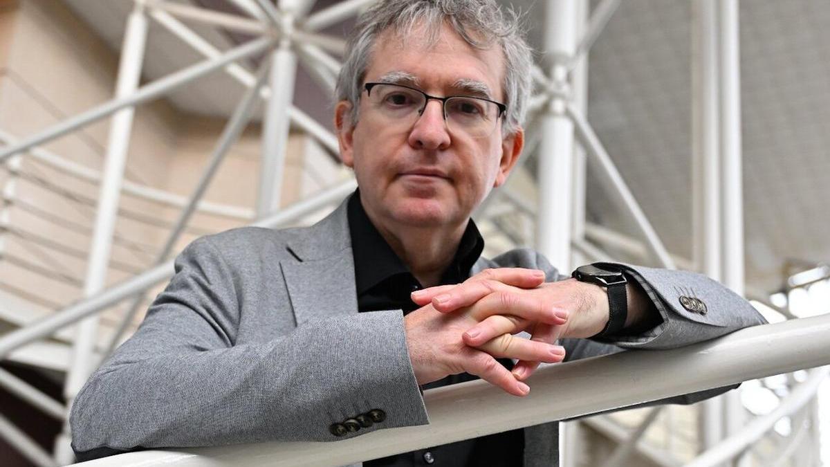 El escritor Santiago Posteguillo.