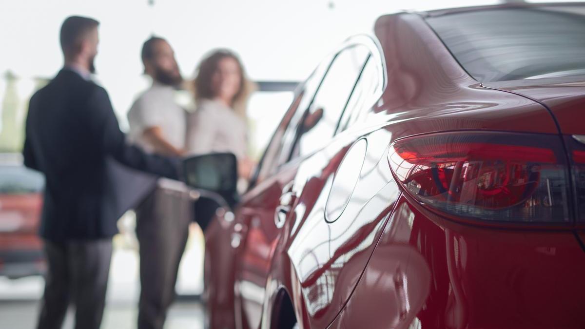 En marzo se vendieron cerca de 100.000 coches.