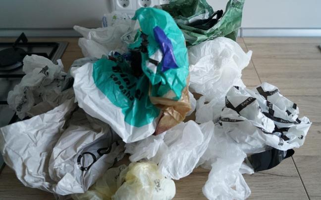 Varias bolsas de plástico