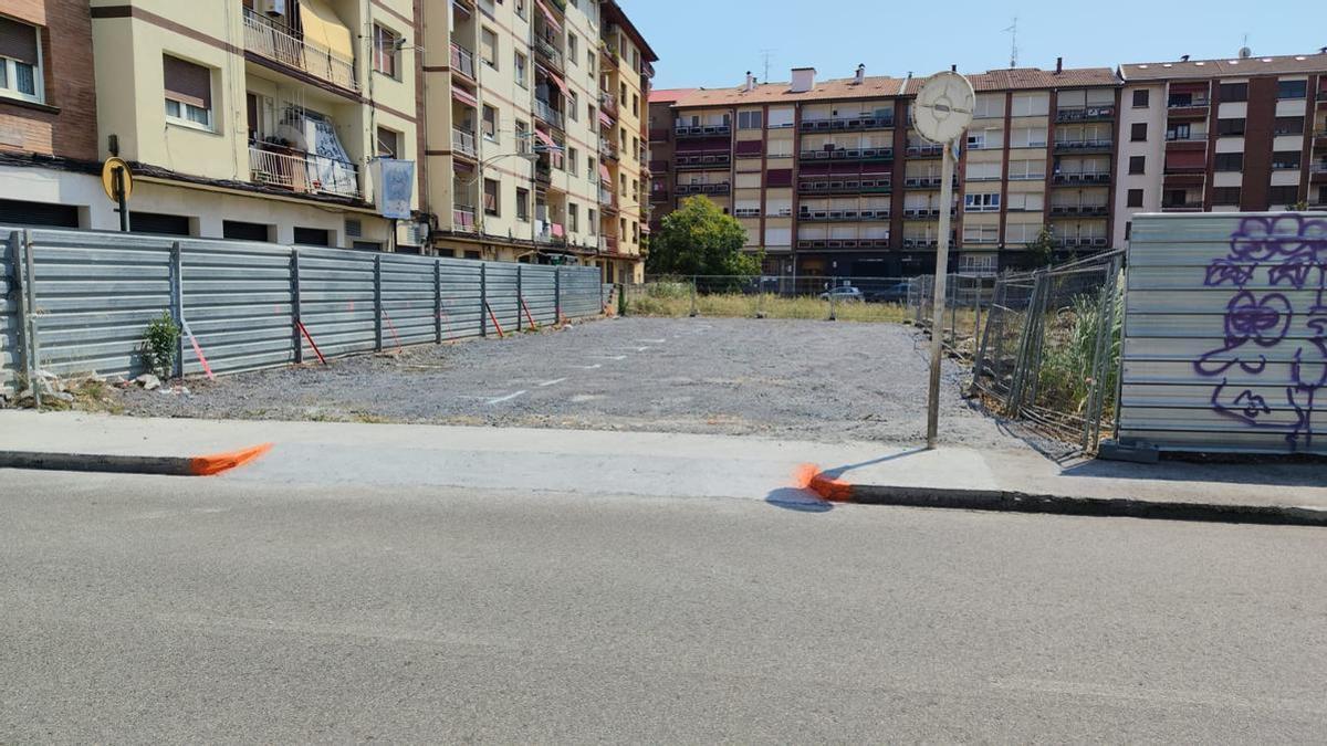 Aparcamiento habilitado en Laudio poco antes de fiestas