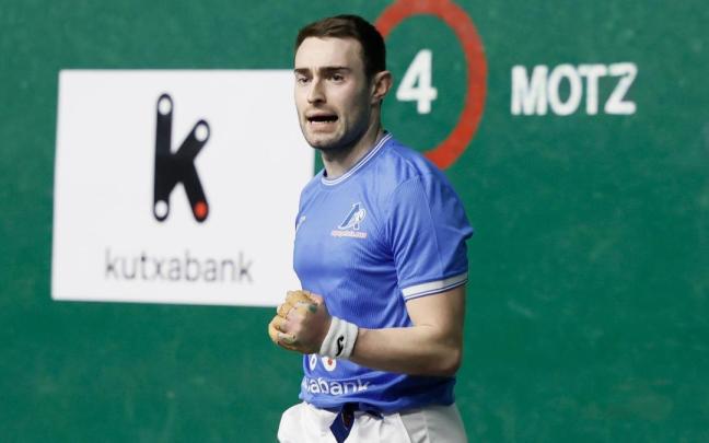 Iker Salaberria.