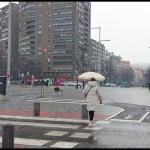 Nieva en Bilbao: "Est&aacute; cayendo hielo del cielo"