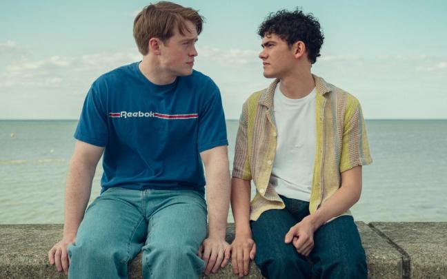 Kit Connor (Nick) y Joe Locke (Charlie), en una escena de ‘Heartstopper para siempre’