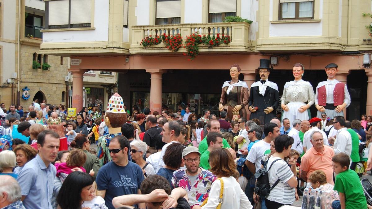 Ambiente festivo en Zarautz, en una imagen de archivo.