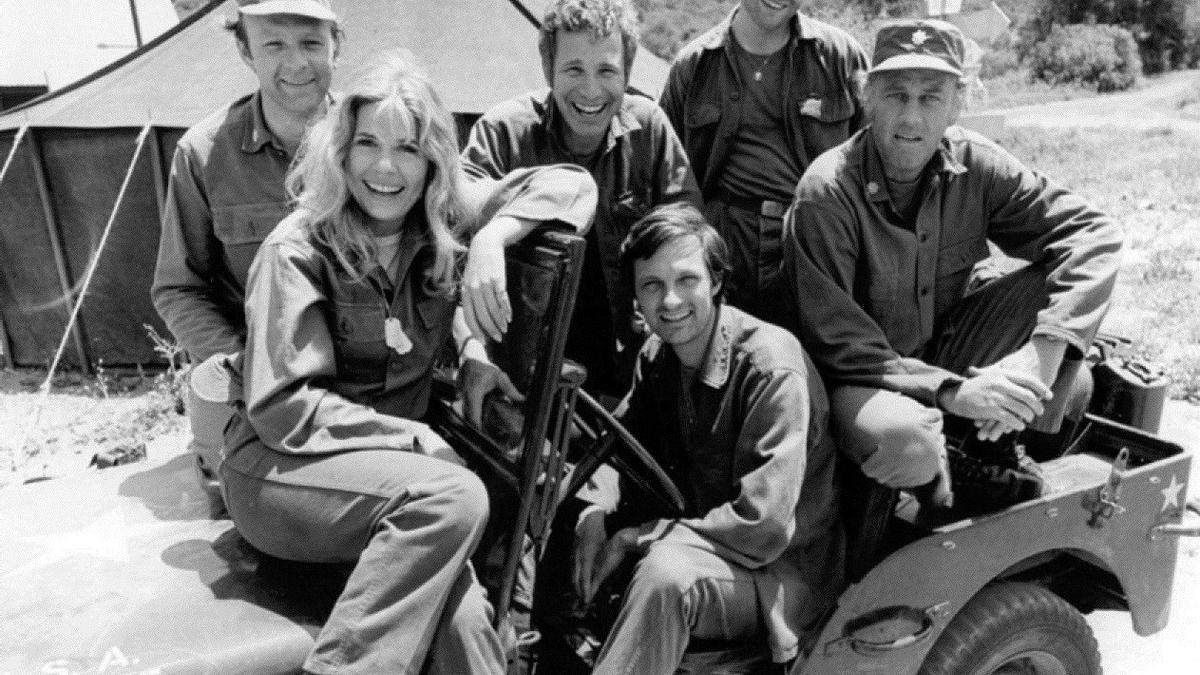 Imagen de los principales protagonistas de la serie ‘M.A.S.H.’.