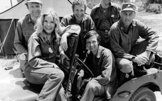 Imagen de los principales protagonistas de la serie ‘M.A.S.H.’.