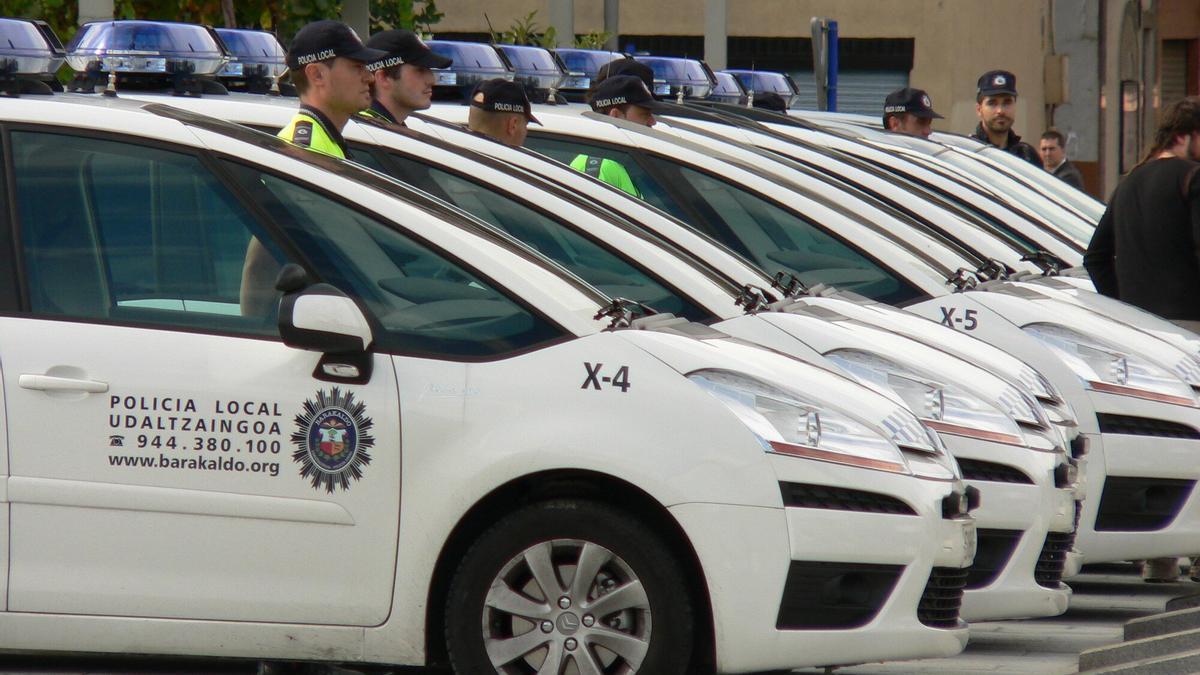 Policía local de Barakaldo. DEIA