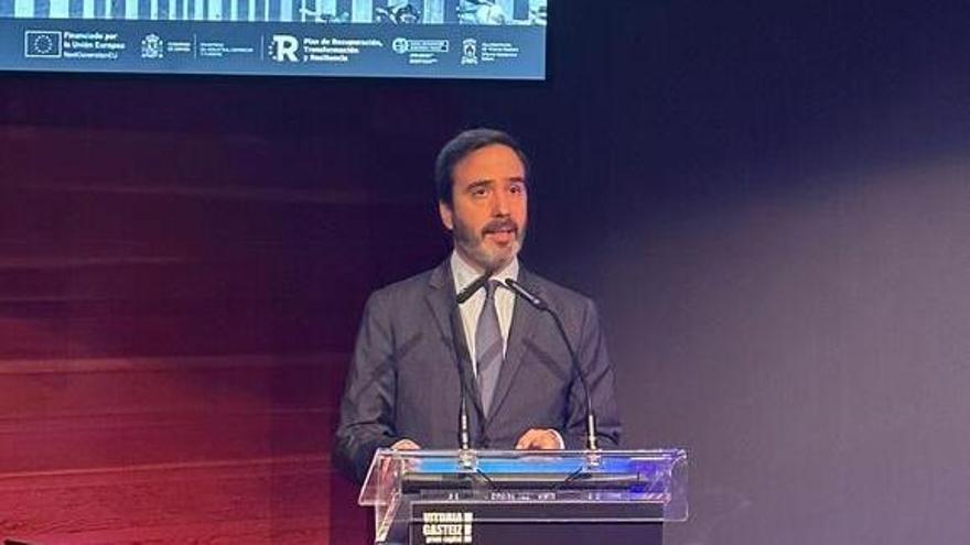 El consejero de Turismo, Comercio y Consumo, Javier Hurtado, en la XVII edición del Congreso Urban Commerce.