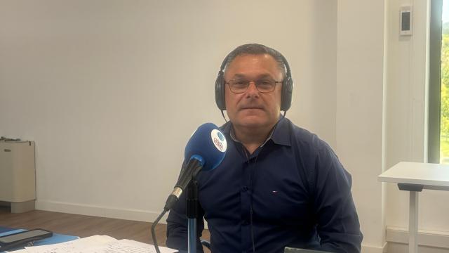 Carlos Gómez Vicandi, el candidato continuista para la Federación Vasca de Fútbol, ha sido entrevistado esta tarde en Onda Vasca Carlos Gómez Vicandi, el candidato continuista para la Federación Vasca de Fútbol, ha sido entrevistado esta tarde en Onda Vasca