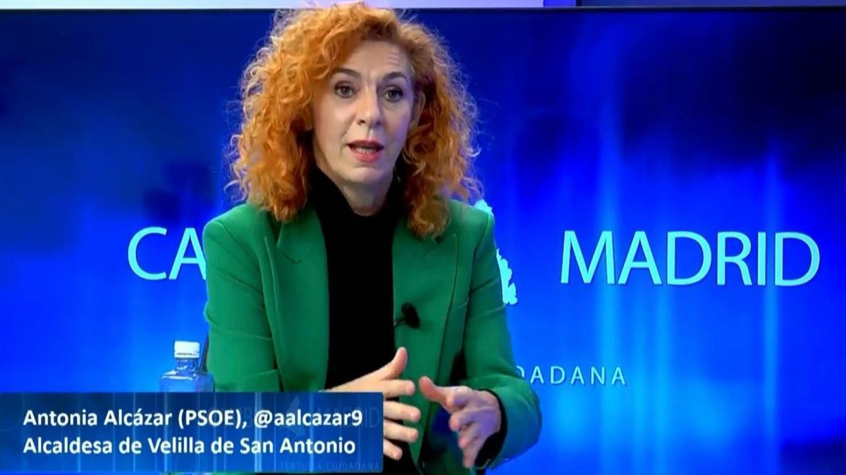 La alcaldesa de Velilla de San Antonio, Antonia Alcázar (PSOE).
