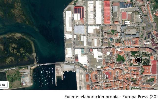 El incendio se ha producido en la empresa Conservas Crespo en Santoña.