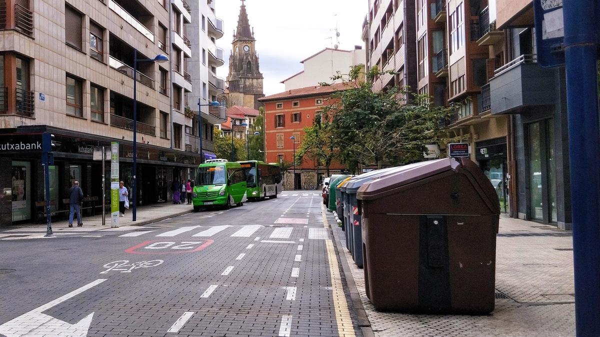 Contenedoresen la calle Xenpelar