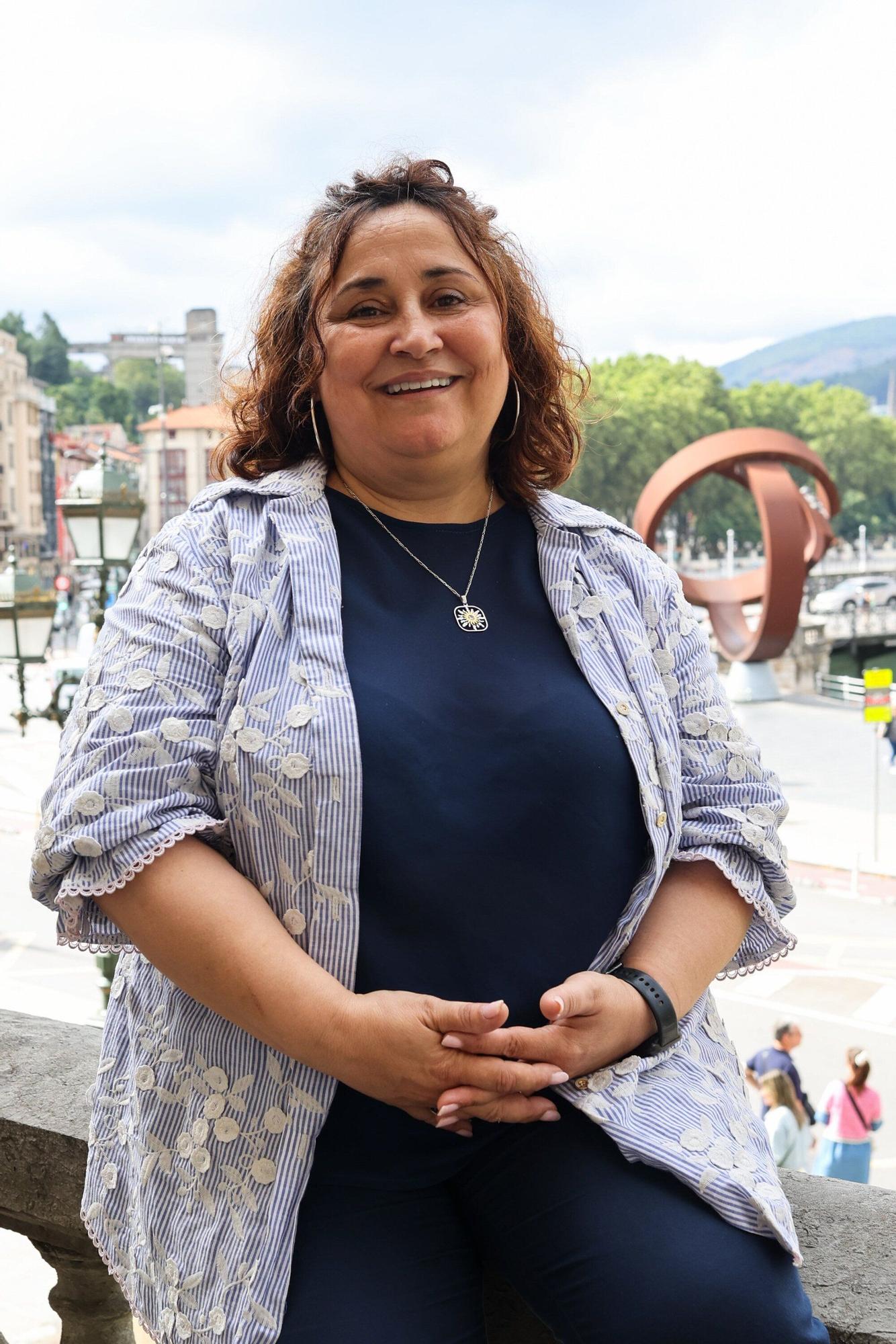 Nerea Bengoetxea, costurera de los trajes de la txupinera y del pregonero.