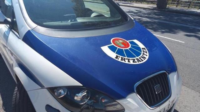 Un coche patrulla de la Ertzaintza.
