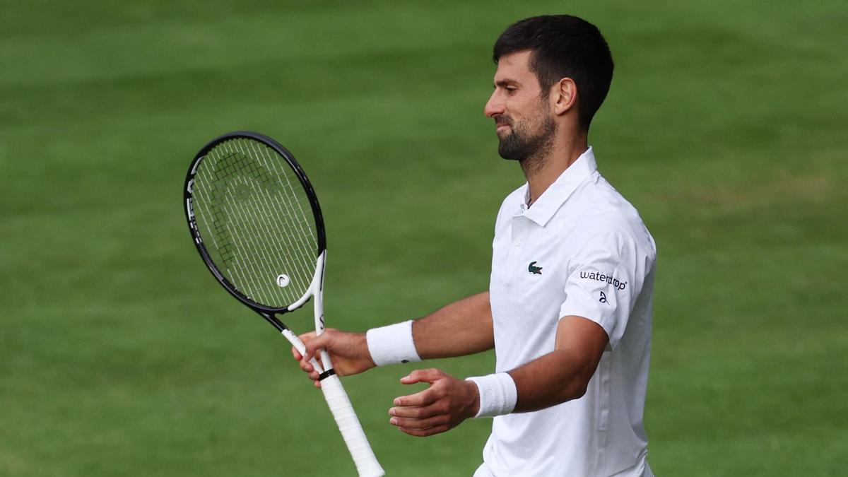Djokovic gesticula durante la final de Wimbledon ante Alcaraz.