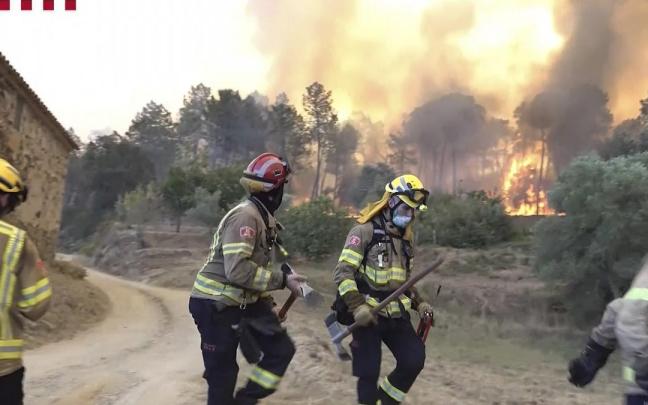 Imágenes de los incendios que están activos en Catalunya