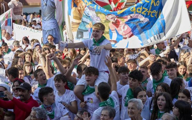 Cohete de las fiestas de Berriozar Cohete de las fiestas de Berriozar