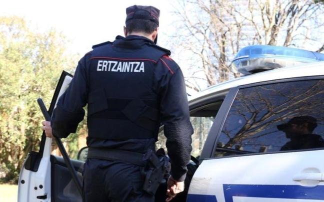 Ertzaintzaren artxiboko irudia.