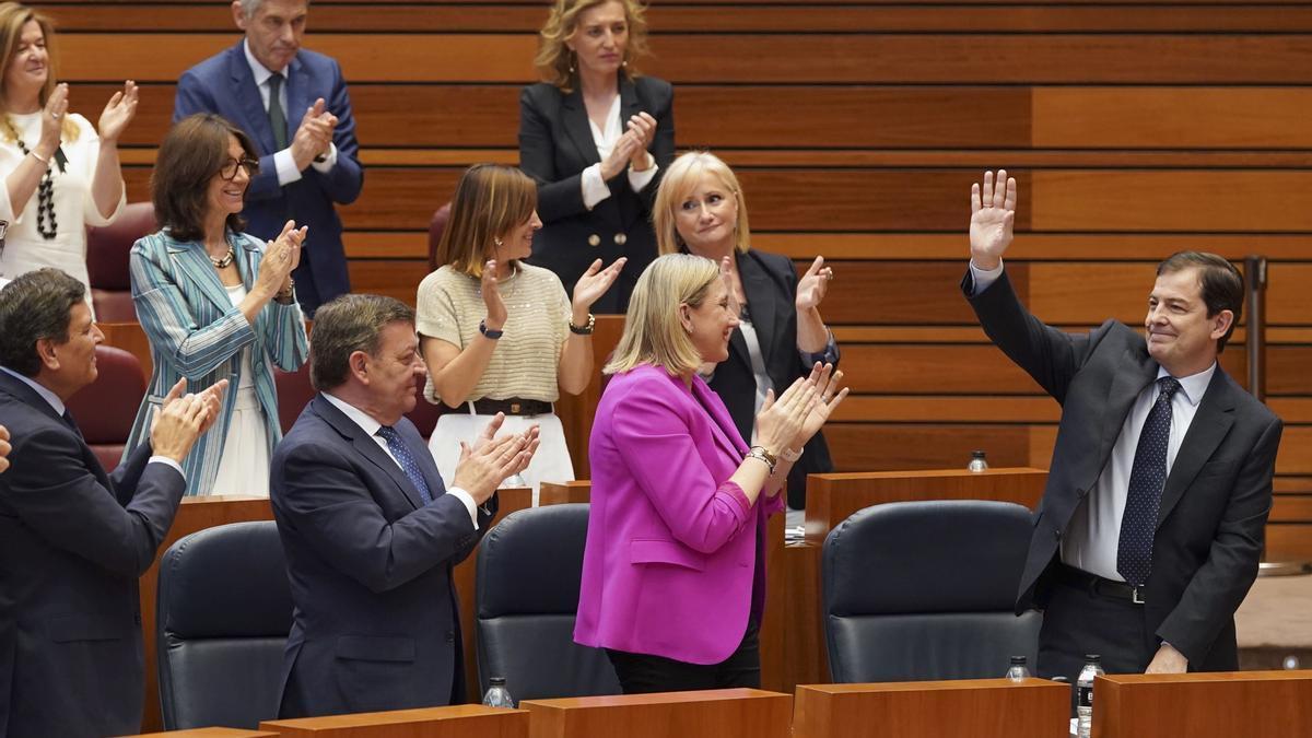 Alfonso Fernández Mañueco, tras pronunciar su discurso como candidato a la presidencia de Castilla y León.