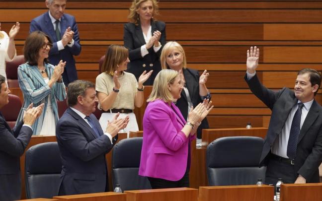 Alfonso Fernández Mañueco, tras pronunciar su discurso como candidato a la presidencia de Castilla y León.