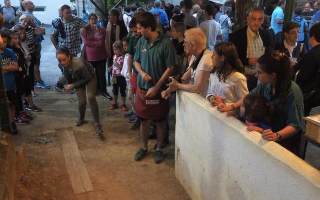 El campeonato femenino de bolos es todo un clásico de las fiestas de Sallobente.