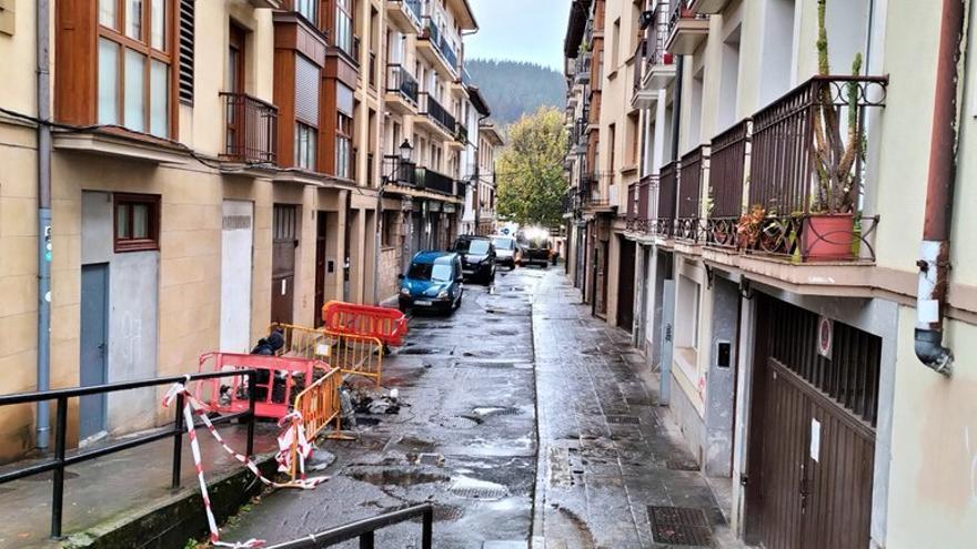 Las obras dan sus primeros pasos en Mendiko Kale.