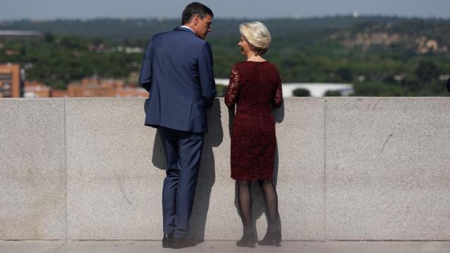 El presidente del Gobierno, Pedro Sánchez y la presidenta de la Comisión Europea, Úrsula von der Leyen.