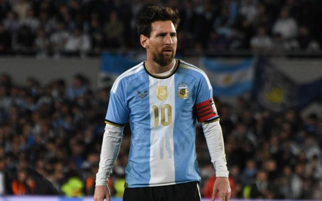 Messi juega su último partido con la selección Argentina en Buenos Aires