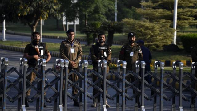 La capital pakistaní continúa bloqueada bajo severas medidas de seguridad ante una posible negociación de EE.UU. e Irán.