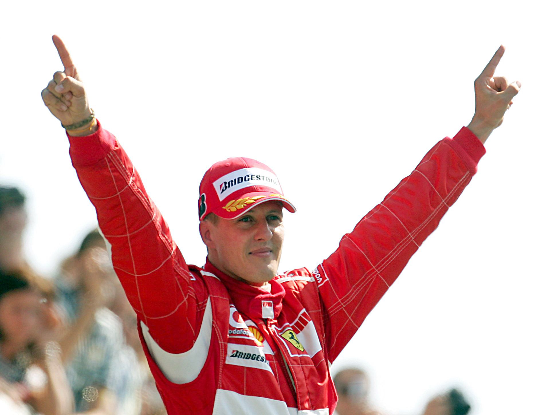 Michael Schumacher celebra su victoria en un Gran Premio en Monza.