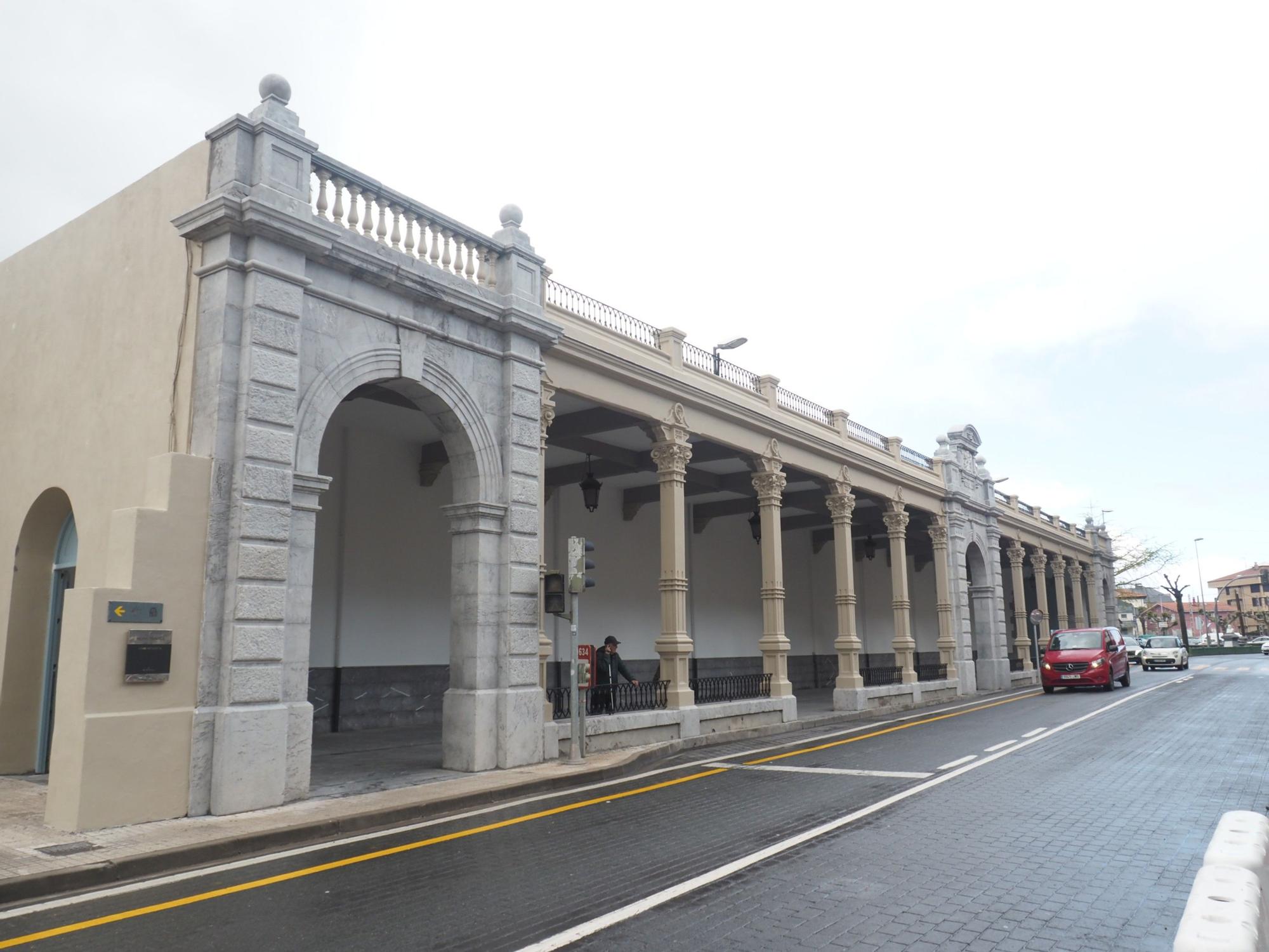 El Paseo Cubierto fue construido en 1910 y es una de las imágenes más icónicas de la localidad costera.