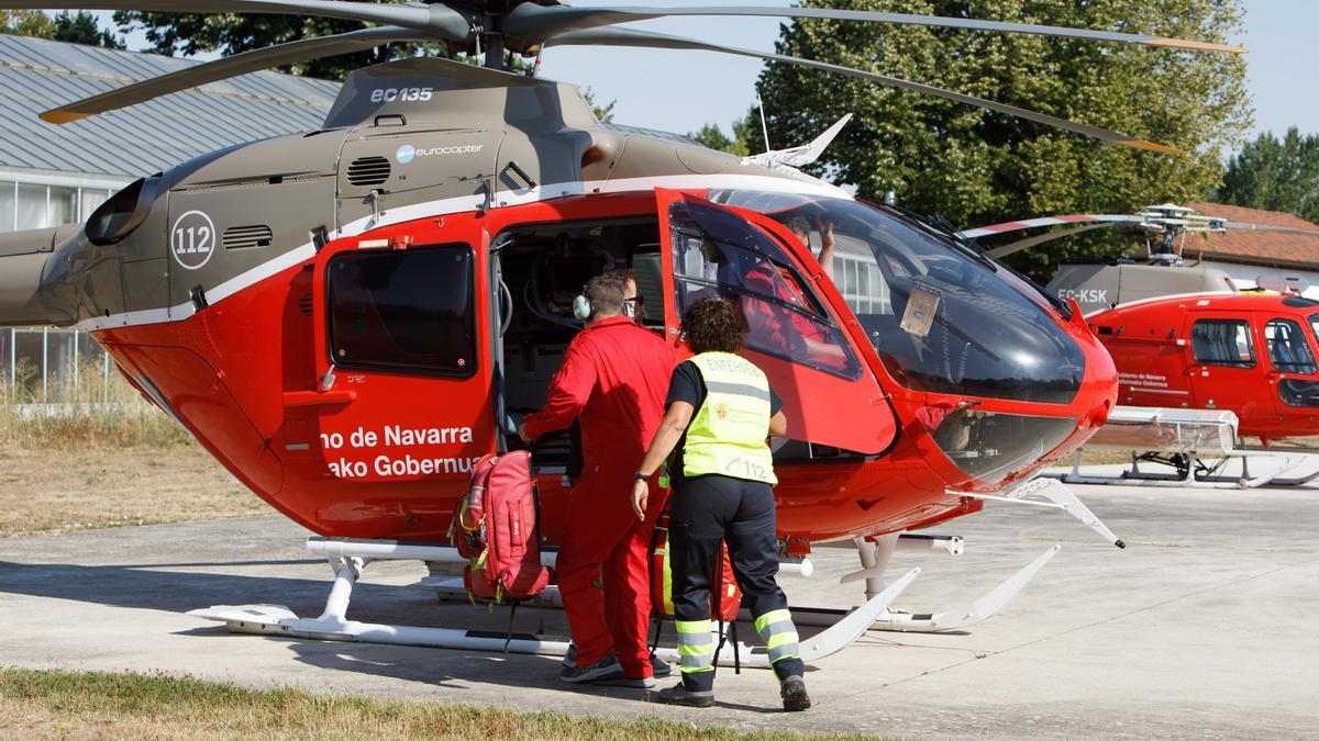 Helicóptero medicalizado del Gobierno de Navarra.