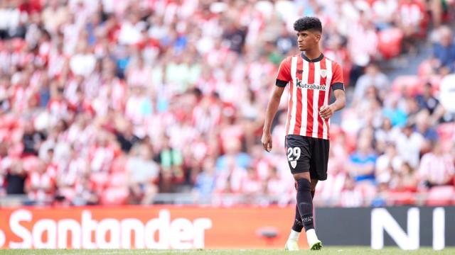 Adu Ares. Ricardo Larreina