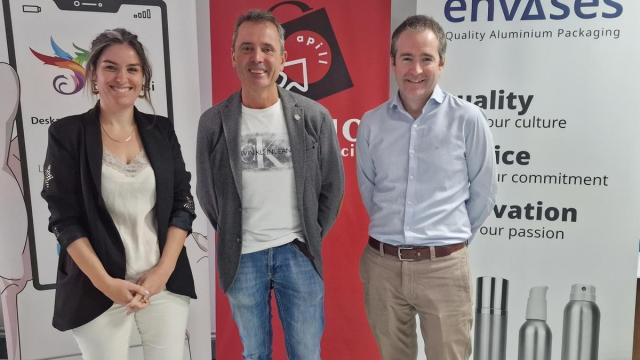 Presentación del acuerdo entre Ayuntamiento, Apill y Envases