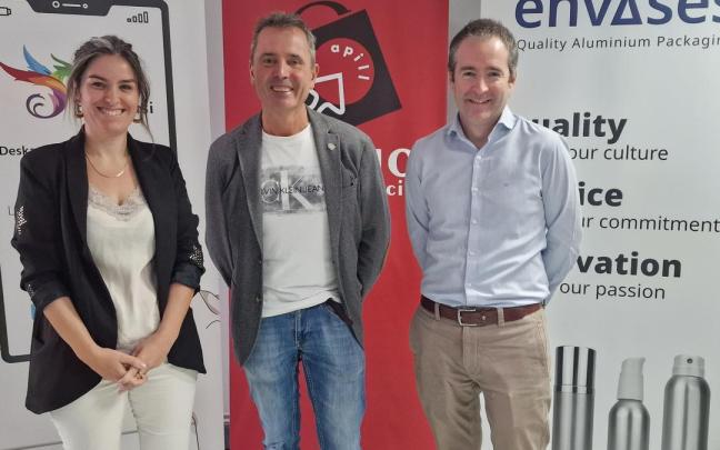 Presentación del acuerdo entre Ayuntamiento, Apill y Envases