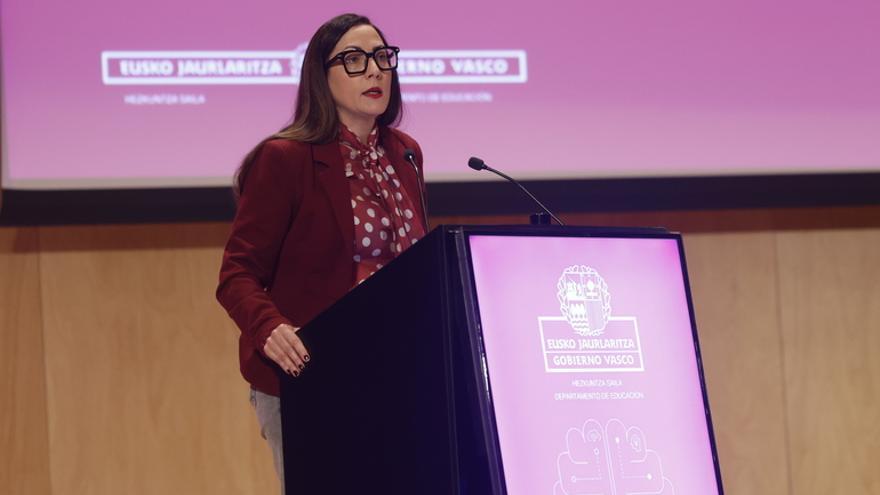 Begoña Pedrosa aboga por una comunidad educativa digitalmente competente, segura y preparada para el futuro.