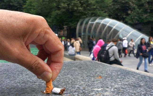 Una encuesta de la Sociedad de Medicina de Familia sostiene que una de cada tres personas ha dejado el tabaco en la CAV.