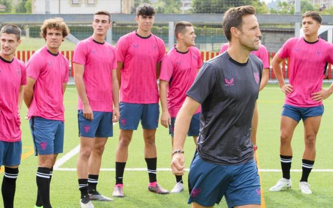 Gurpegui en un entrenamiento con el Bilbao Athletic Gurpegui en un entrenamiento con el Bilbao Athletic