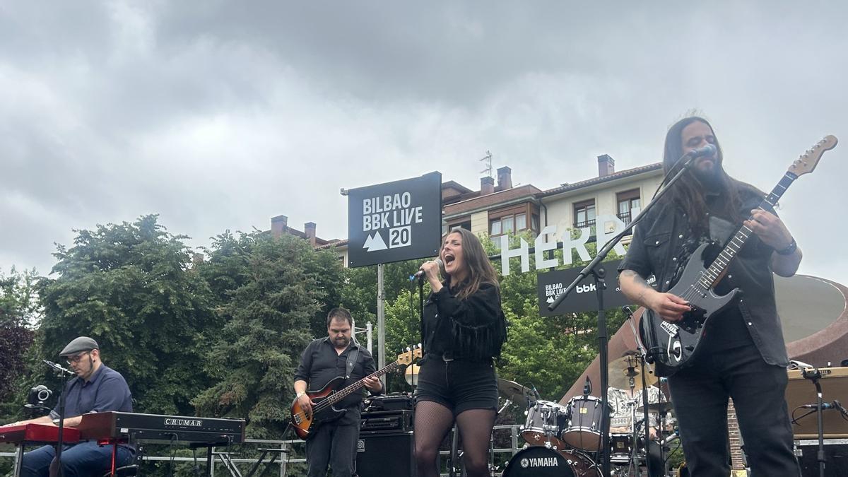 Mississippi Queen & The Wet Dogs han sido los encargados de abrir la programación en el Parque Ibaizabal