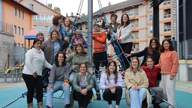 Participantes en el proyecto comunitario Amets Sarea, en la presentación de la iniciativa.