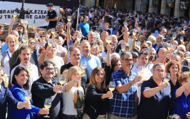 Celebración del XXXVII Sagardo Eguna de Donostia.