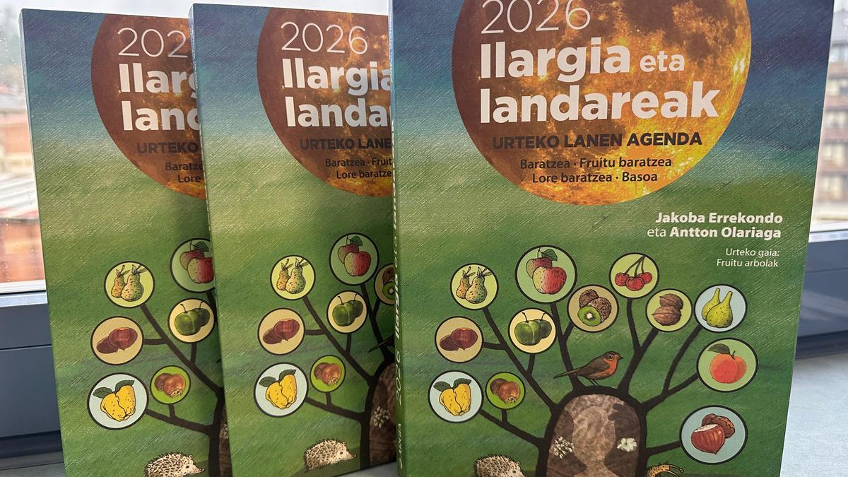 Varios ejemplares de la agenda que se va a repartir en Laudio