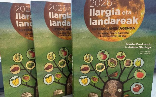 Varios ejemplares de la agenda que se va a repartir en Laudio