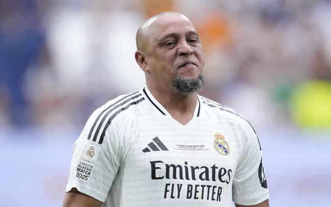 El exfutbolista brasileño Roberto Carlos, durante un partido de leyendas celebrado en 2025.
