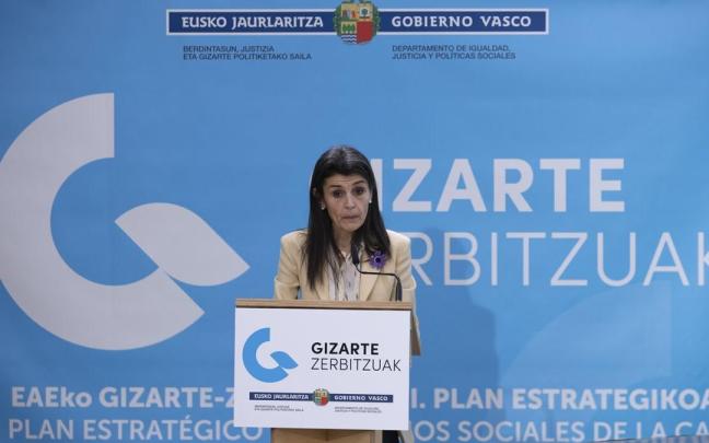 La consejera de Igualdad, Justicia y Políticas Sociales del Gobierno Vasco, Nerea Melgosa, durante la presentación del nuevo plan este miércoles en Tabakalera.