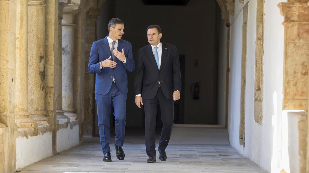 Sánchez junto al primer ministro luso Luís Montenegro.