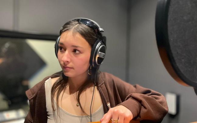 Lia está muy agradecida a Nancy Ann Haker por haberle dado la vida.