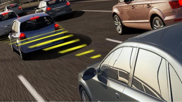 Los sistemas ADAS usan sensores, cámaras y radares.