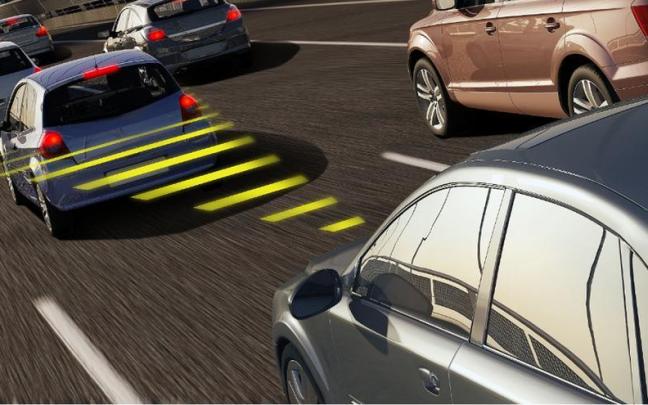 Los sistemas ADAS usan sensores, cámaras y radares.