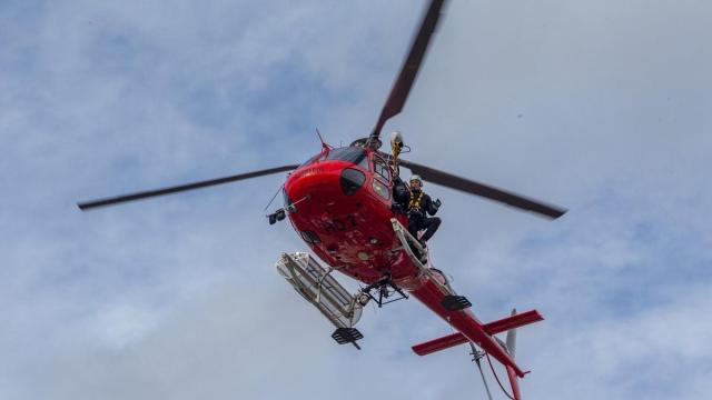 Helicóptero de SOS Navarra./ PATXI CASCANTE